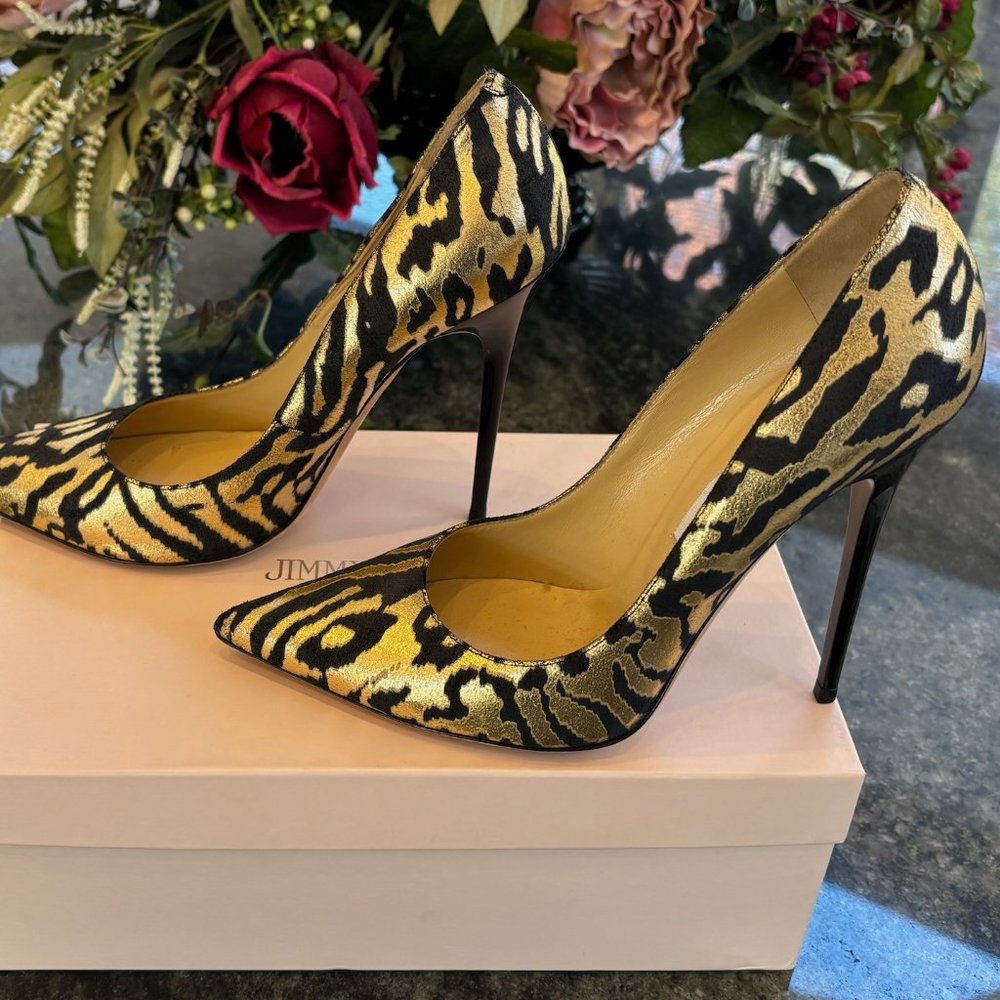 EUC Jimmy Choo Anouk Golden Zebra Euro 39 black patent 5" stiletto heels
